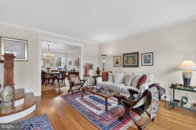 5330 41ST ST NW, Washington, DC 20015