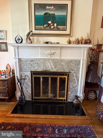 5330 41ST ST NW, Washington, DC 20015