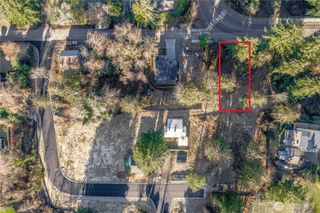 2005 Nisqually Street, Steilacoom, WA 98388