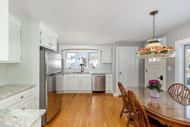 593 Prospect St, Methuen, MA 01844