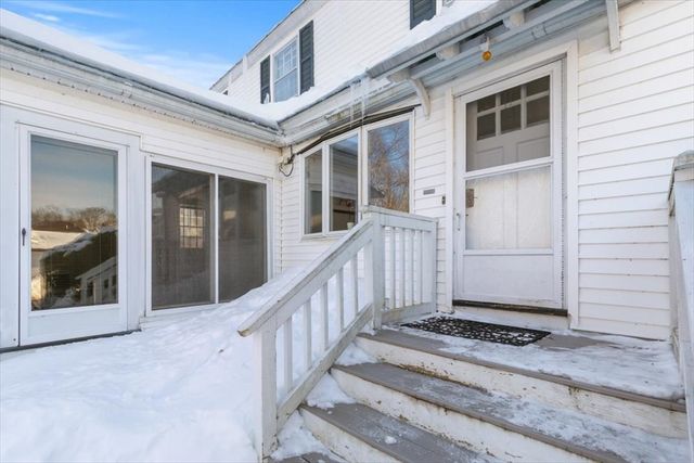 593 Prospect St, Methuen, MA 01844