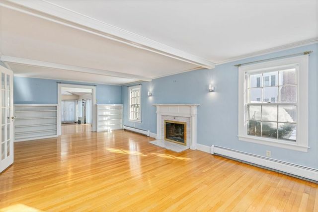 593 Prospect St, Methuen, MA 01844