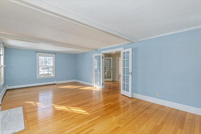 593 Prospect St, Methuen, MA 01844