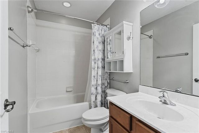 9544 Roundstone CIR, Fort Myers, FL 33967