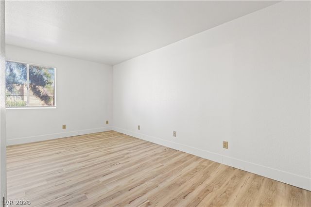 5383 Indian River Drive 320, Las Vegas, NV 89103