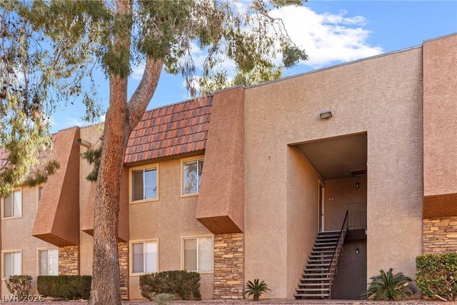 5383 Indian River Drive 320, Las Vegas, NV 89103