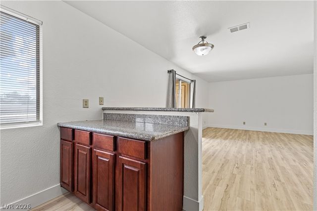 5383 Indian River Drive 320, Las Vegas, NV 89103