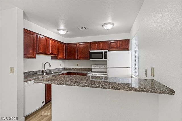 5383 Indian River Drive 320, Las Vegas, NV 89103