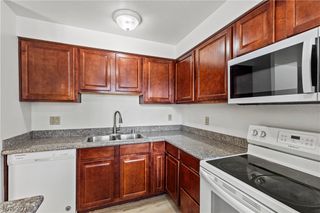 5383 Indian River Drive 320, Las Vegas, NV 89103