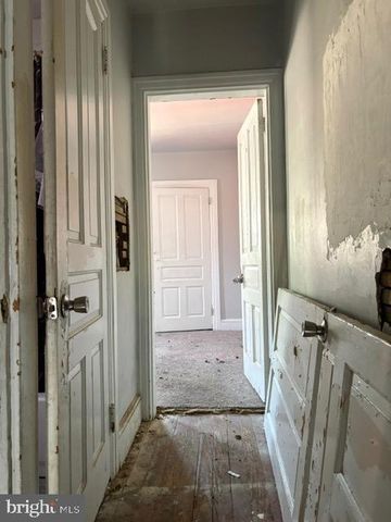 505 E PHILADELPHIA ST, York, PA 17403