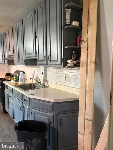 505 E PHILADELPHIA ST, York, PA 17403