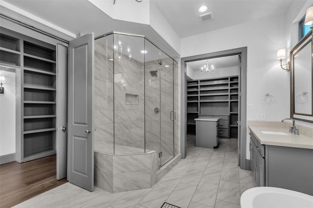 1906 W 25th Street, Houston, TX 77008