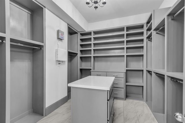 1906 W 25th Street, Houston, TX 77008