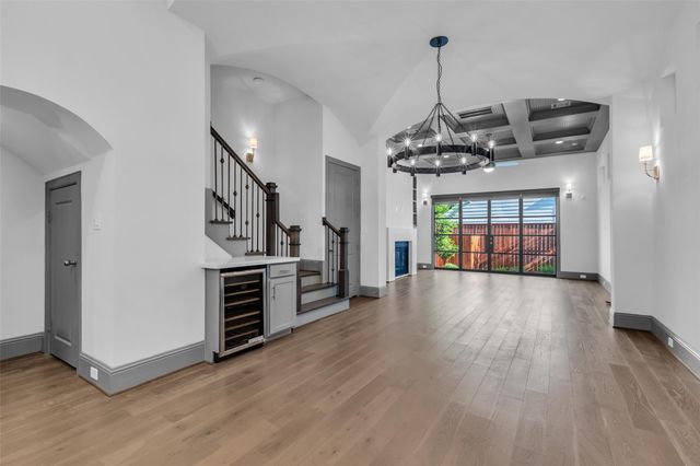 1906 W 25th Street, Houston, TX 77008