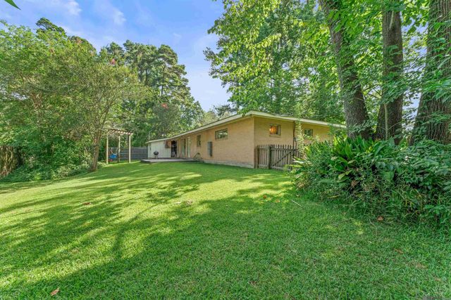 4965 Abelia Ct, Baton Rouge, LA 70808