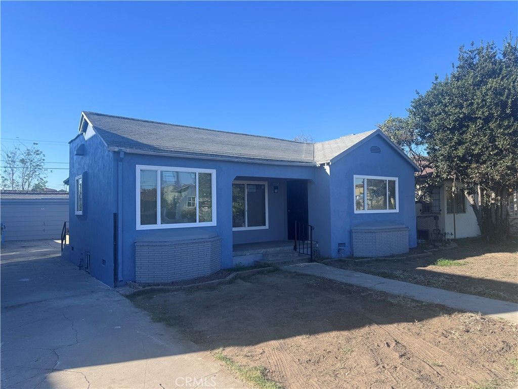 1150 W 64th Street, Los Angeles, CA 90044 — photo 2