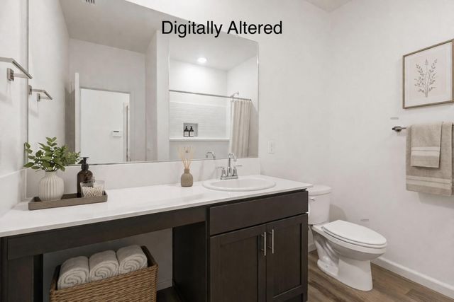 969 S Kandarian Court, Fowler, CA 93625