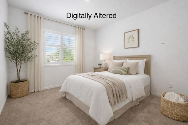 969 S Kandarian Court, Fowler, CA 93625