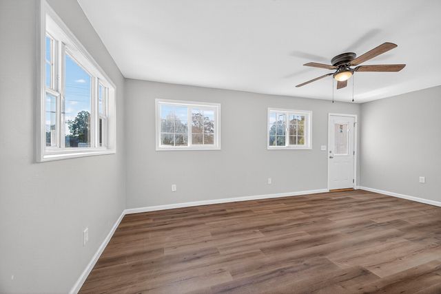 393 Lowery Drive, Fort Walton Beach, FL 32547