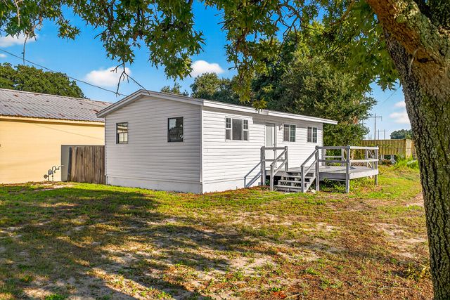 393 Lowery Drive, Fort Walton Beach, FL 32547