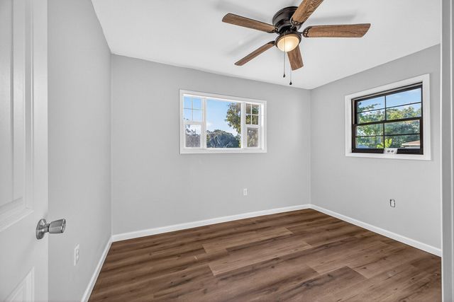 393 Lowery Drive, Fort Walton Beach, FL 32547