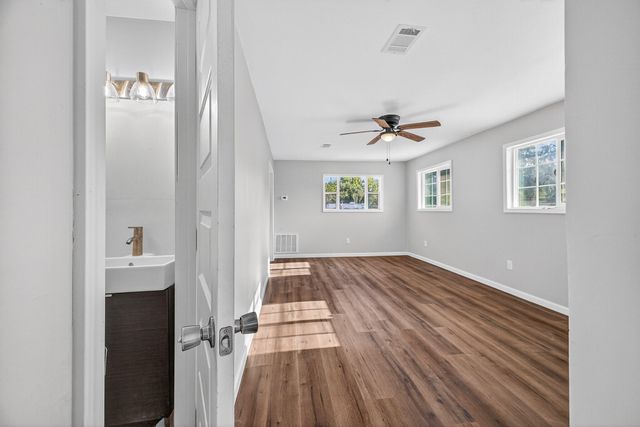 393 Lowery Drive, Fort Walton Beach, FL 32547