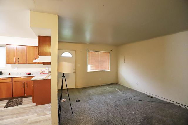 632 Monroe Street, Flint, MI 48503