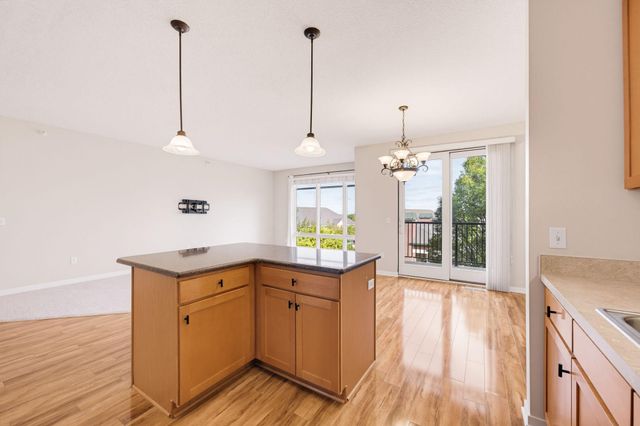 1070 Grandview Court NE 304, Columbia Heights, MN 55421