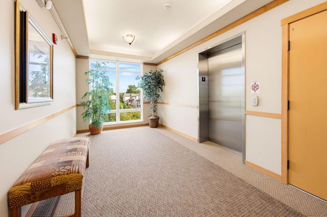 1070 Grandview Court NE 304, Columbia Heights, MN 55421