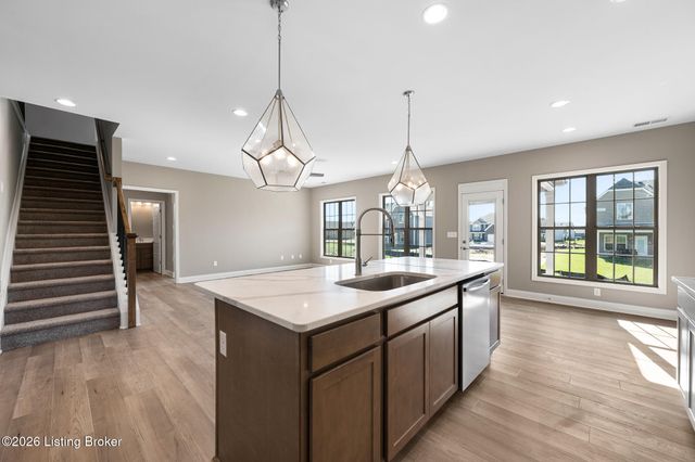 3606 Ringing Bell Ln, Louisville, KY 40245
