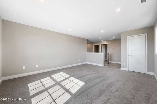 3606 Ringing Bell Ln, Louisville, KY 40245