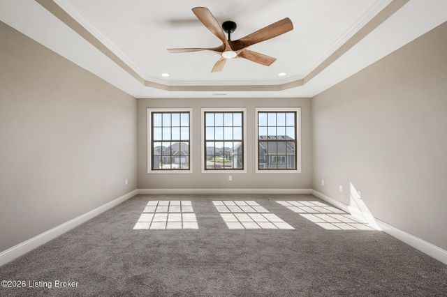3606 Ringing Bell Ln, Louisville, KY 40245