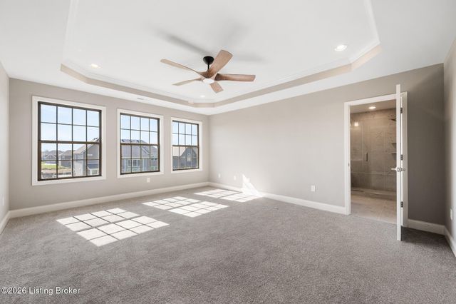 3606 Ringing Bell Ln, Louisville, KY 40245