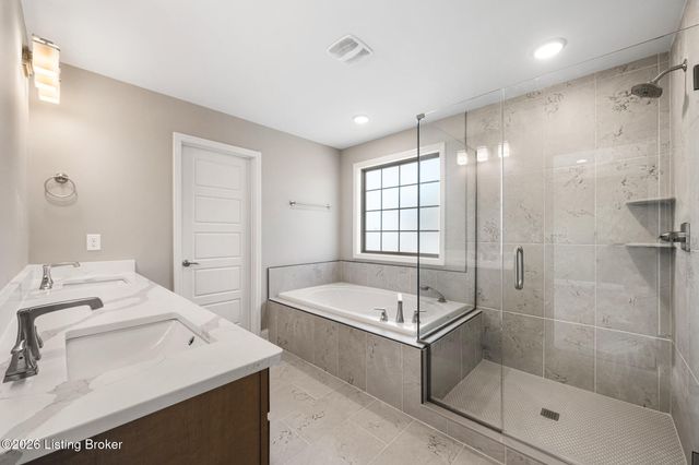 3606 Ringing Bell Ln, Louisville, KY 40245