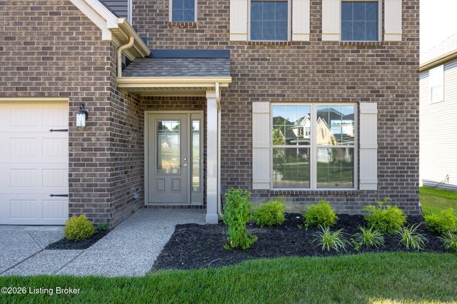 3606 Ringing Bell Ln, Louisville, KY 40245
