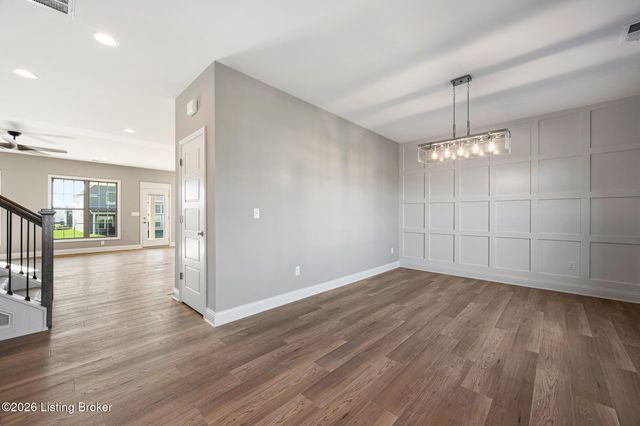 3606 Ringing Bell Ln, Louisville, KY 40245