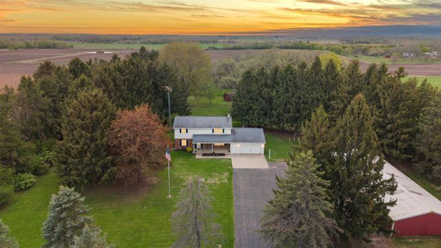6911 FAHLEY ROAD, Oshkosh, WI 54904