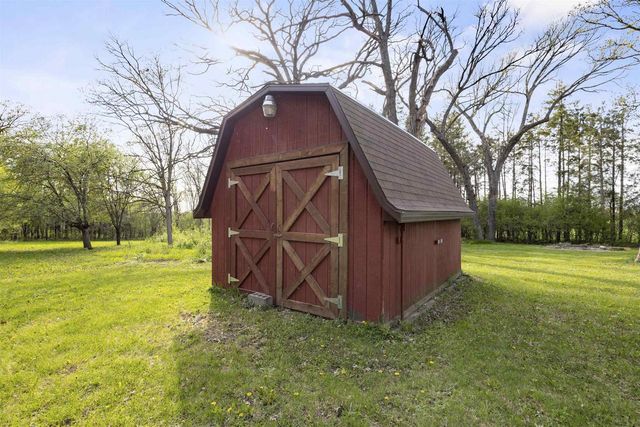 6911 FAHLEY ROAD, Oshkosh, WI 54904