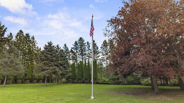 6911 FAHLEY ROAD, Oshkosh, WI 54904