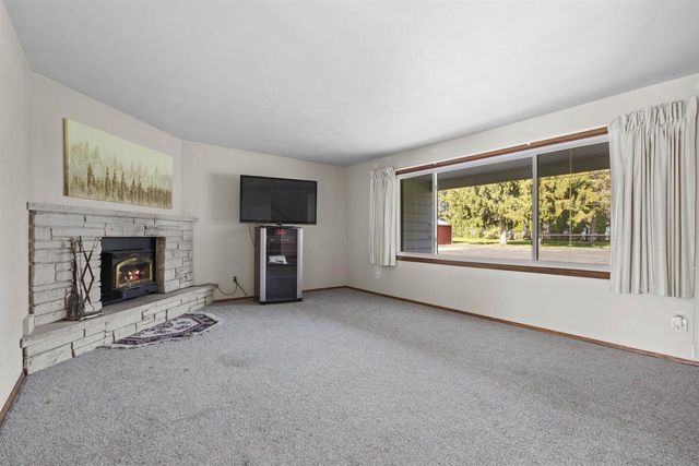 6911 FAHLEY ROAD, Oshkosh, WI 54904