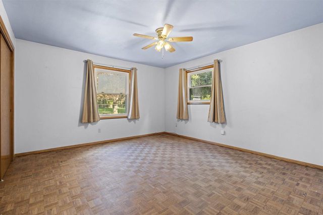 6911 FAHLEY ROAD, Oshkosh, WI 54904