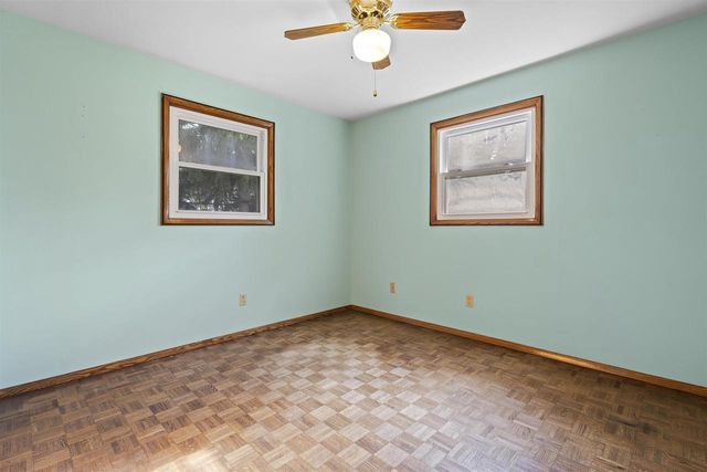 6911 FAHLEY ROAD, Oshkosh, WI 54904