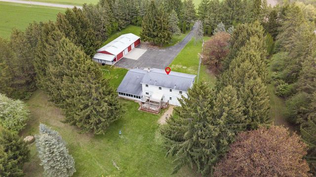 6911 FAHLEY ROAD, Oshkosh, WI 54904