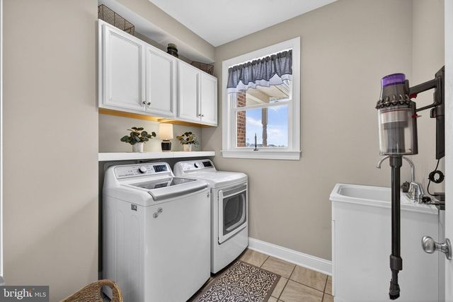 100 POMME CIR, Stephens City, VA 22655