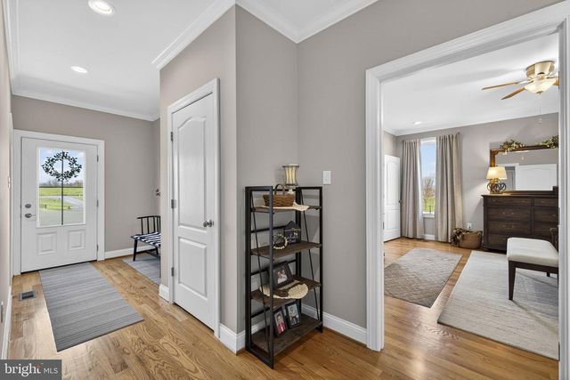 100 POMME CIR, Stephens City, VA 22655
