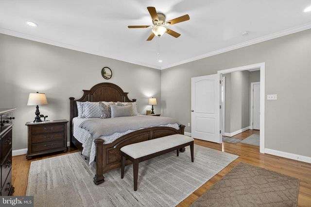 100 POMME CIR, Stephens City, VA 22655