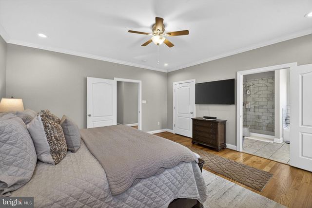 100 POMME CIR, Stephens City, VA 22655
