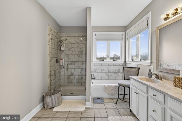 100 POMME CIR, Stephens City, VA 22655