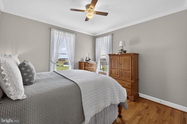 100 POMME CIR, Stephens City, VA 22655