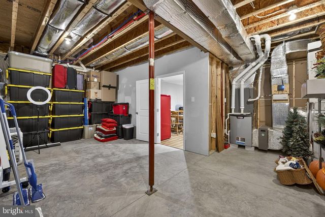 100 POMME CIR, Stephens City, VA 22655